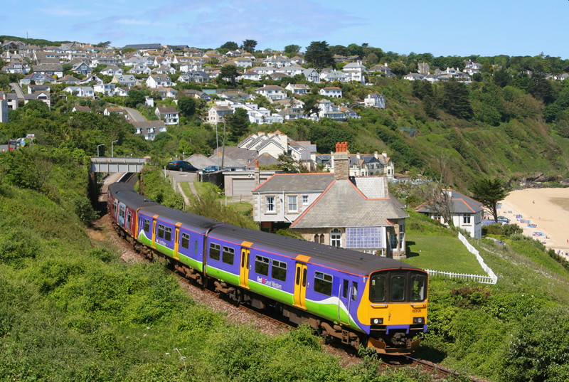 Carbis Bay by train