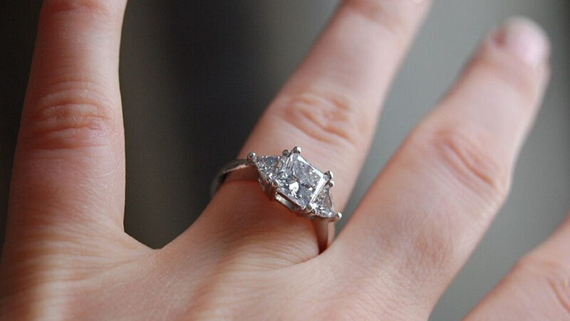 Budget Engagement Ring Shopping: What Size Diamond Can You Afford?