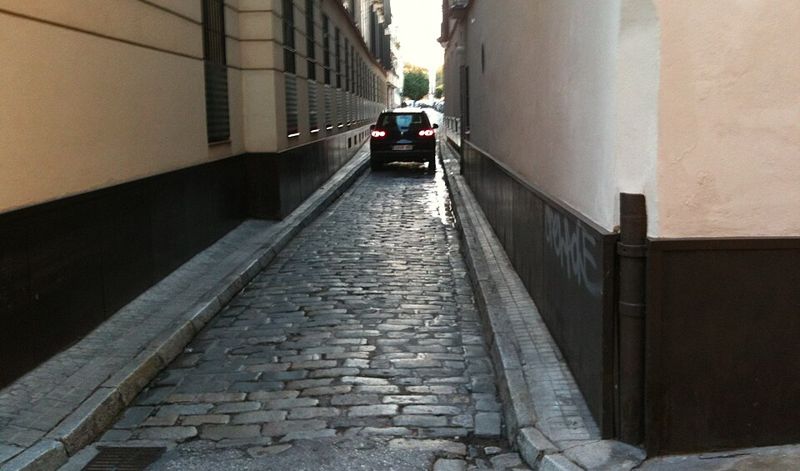 narrow cobbled street in saville