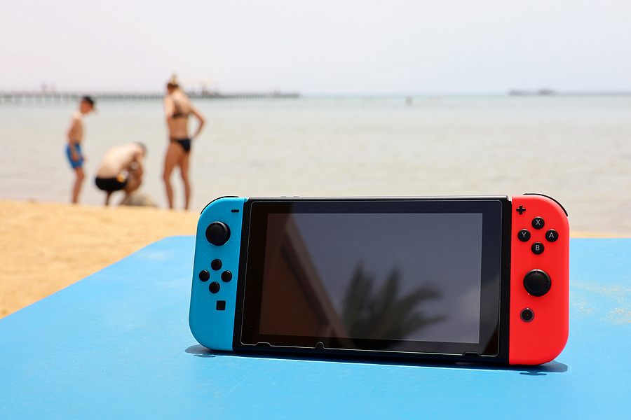 3 Ways to Easily Take Your Favourite Games on Holiday