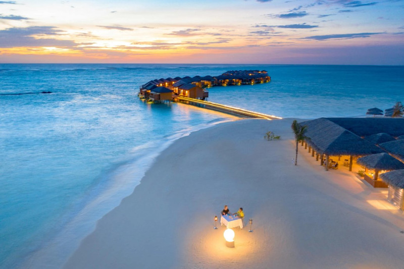 Experience the Magic of the Maldives on a Holiday