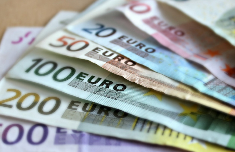 Euros Cash