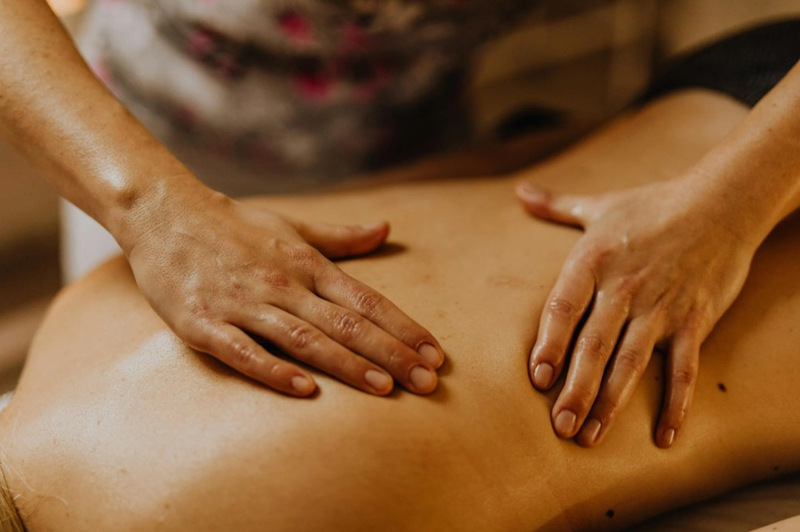 Physio on back