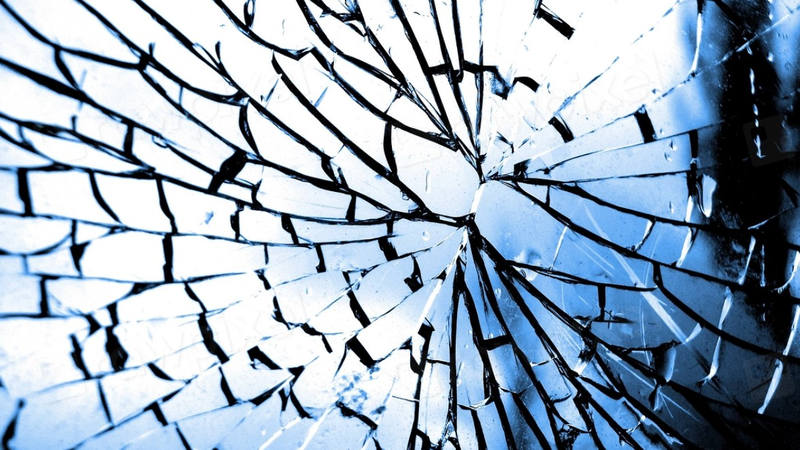 Broken mirror