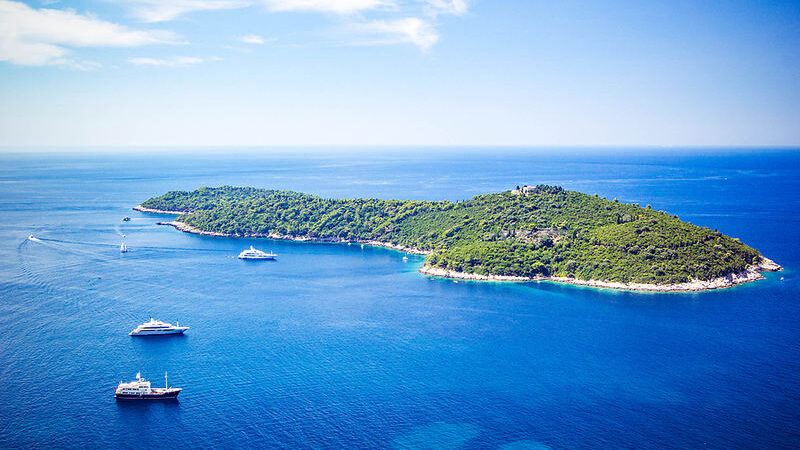 Island Hopping in Style: A Review of the Top Ports Along the Dalmatian Coast
