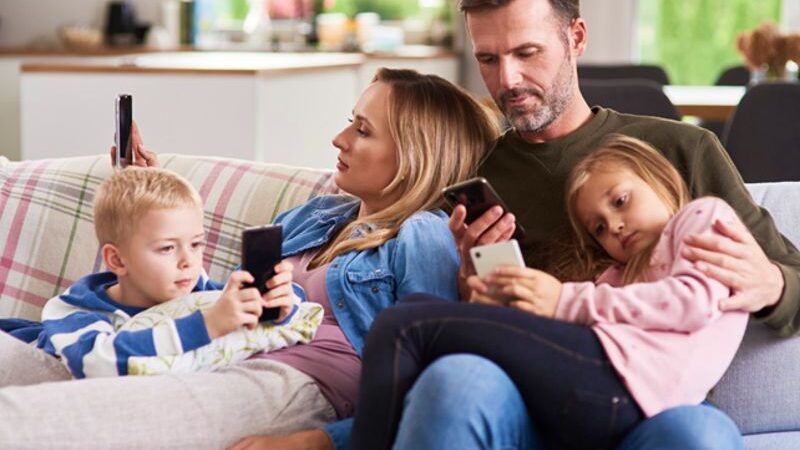 Why Every Family Needs a Screen Time Plan in 2026