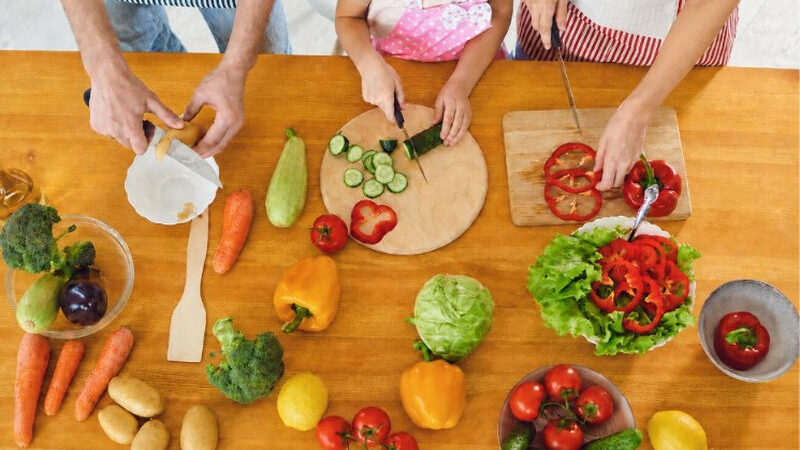 10 Simple Ways to Feed Your Family Healthier Meals Without Breaking the Budget