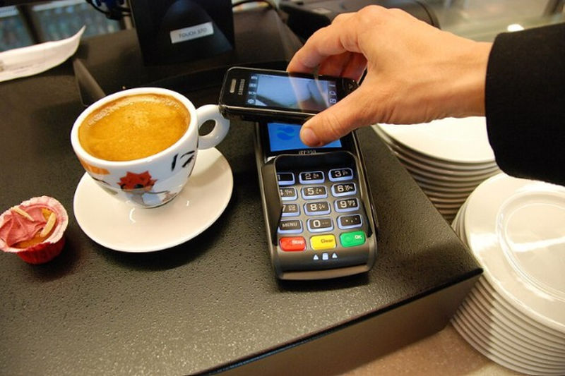 The Rise of Digital-First Spending Habits in UK Households
