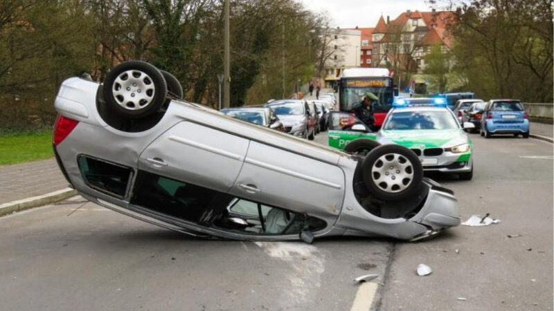 What Every Road Accident Victim Should Do Before Instructing a Personal Injury Solicitor