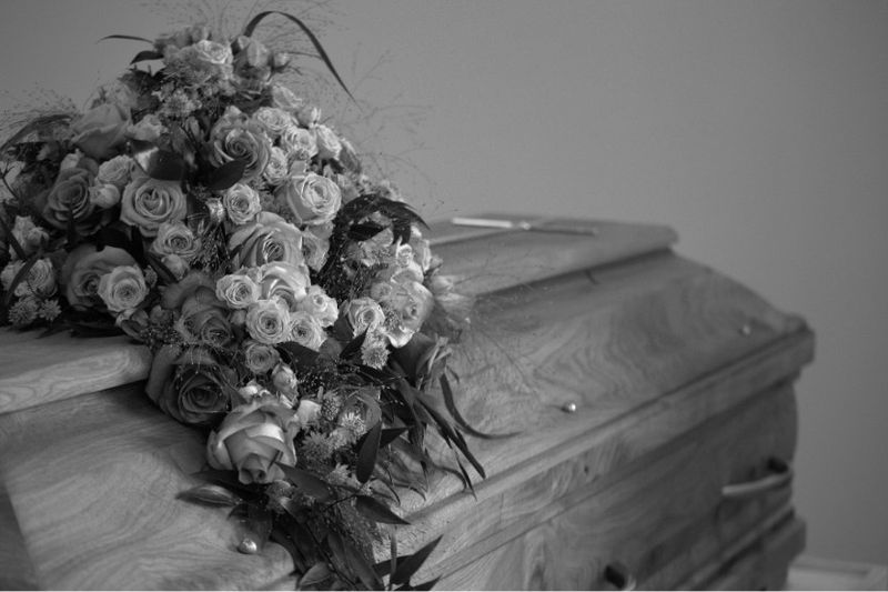 Understanding the Different Types of Funeral Services