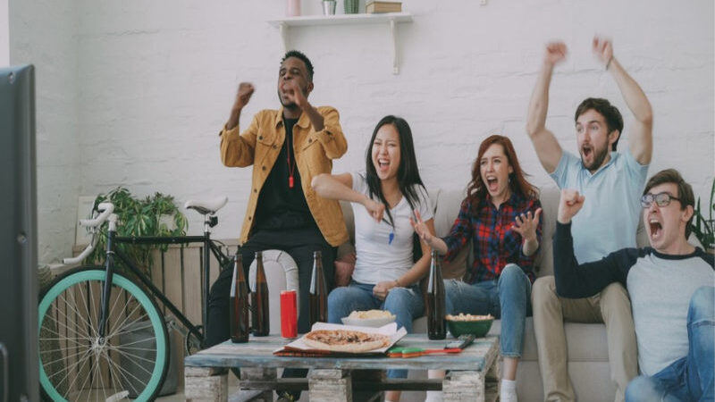 Match Day at Home: Feeding Six People Without Missing Kick-Off