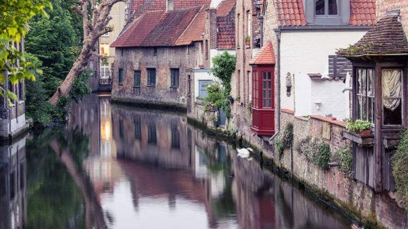 A Weekend in Bruges Taught Me I’m Terrible at Switching Off