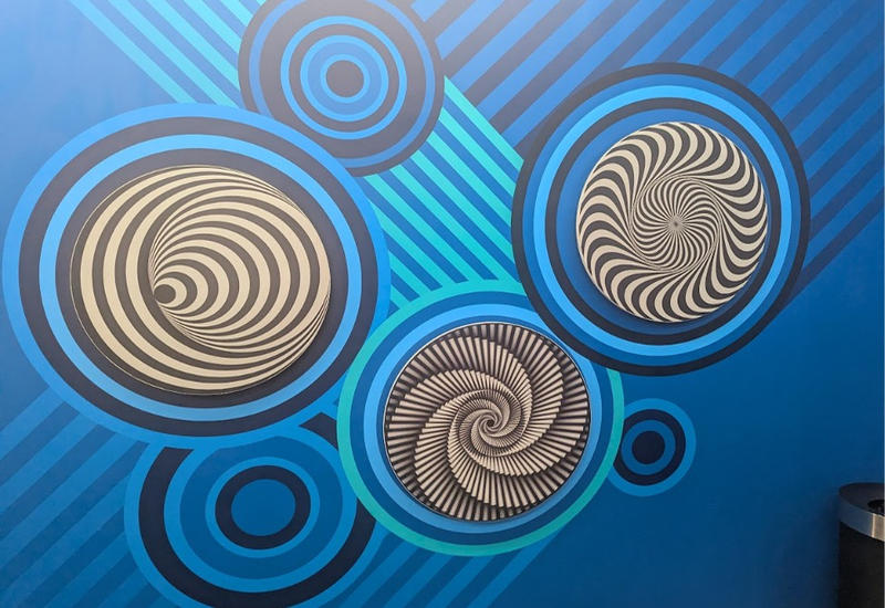 Manchester museum of illusions optical illusion